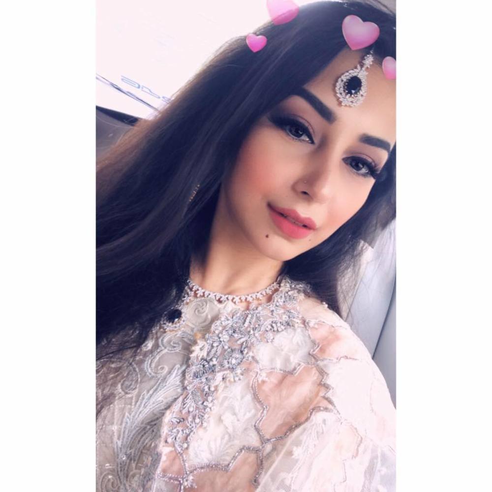 Meet your Posher, Sidra